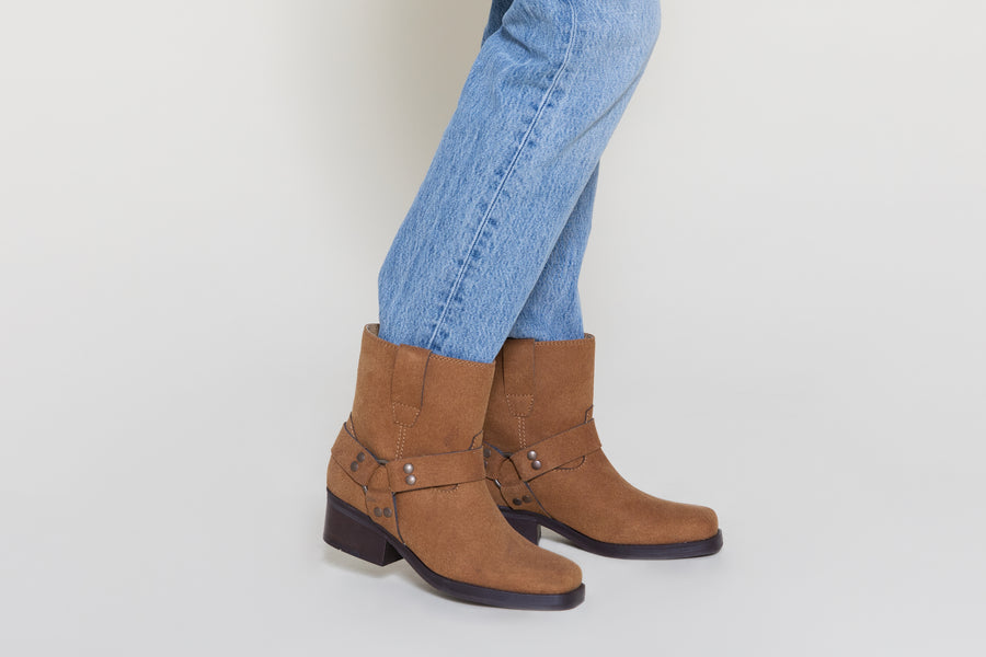 CHUCK Rusty Brown Ankle. motorcycle boots| warehouse sale
