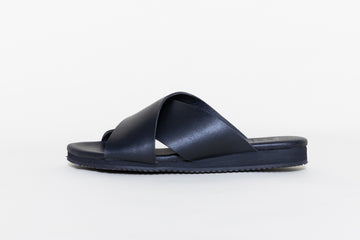 KRIS Black sandals | warehouse sale